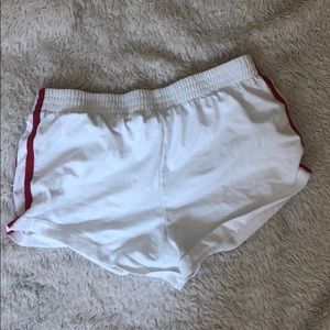 BRANDY MELVILLE RED AND WHITE SHORTS
